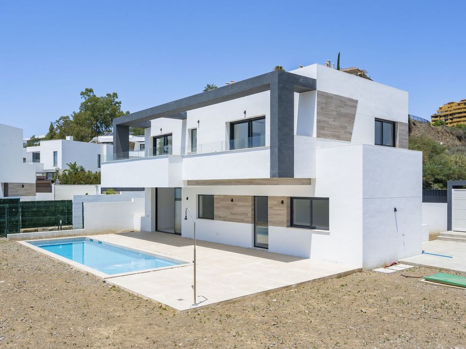 Villa in Estepona, Malaga - foto 2