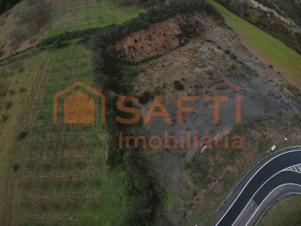 Grond in Podence e Santa Combinha, Braganca - foto 1