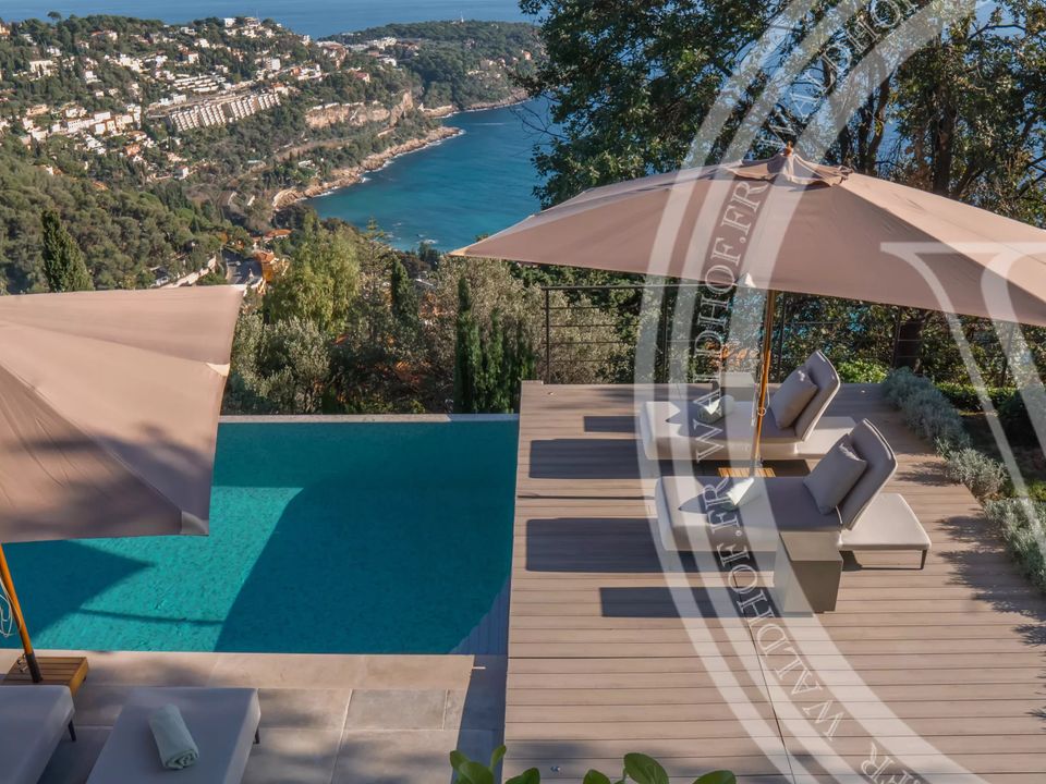 Villa i Roquebrune-Cap-Martin, Alpes-Maritimes - foto 1