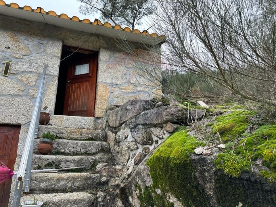 Helårsgrund i Arcos de Valdevez, Viana do Castelo - foto 2
