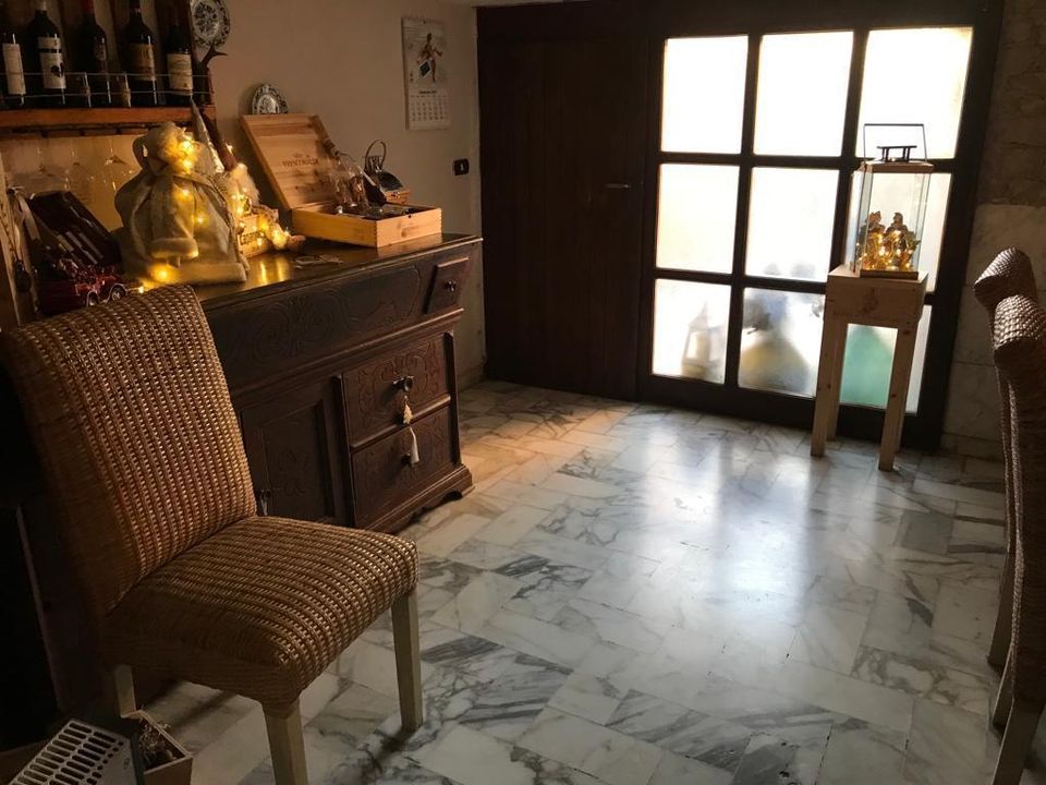 Byhus i Carrara, Massa and Carrara - foto 3