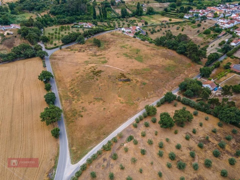 Helårsgrund i Asseiceira, Santarem - foto 1