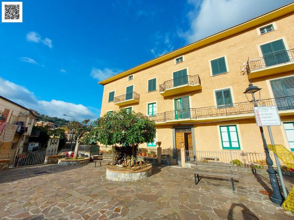 Erhvervsejendom i Camerota, Salerno - foto 1