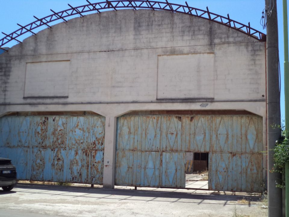 Erhvervsejendom i Racale, Lecce - foto 1
