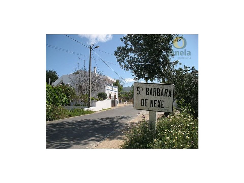 Helårsgrund i Santa Barbara de Nexe, Faro - foto 1