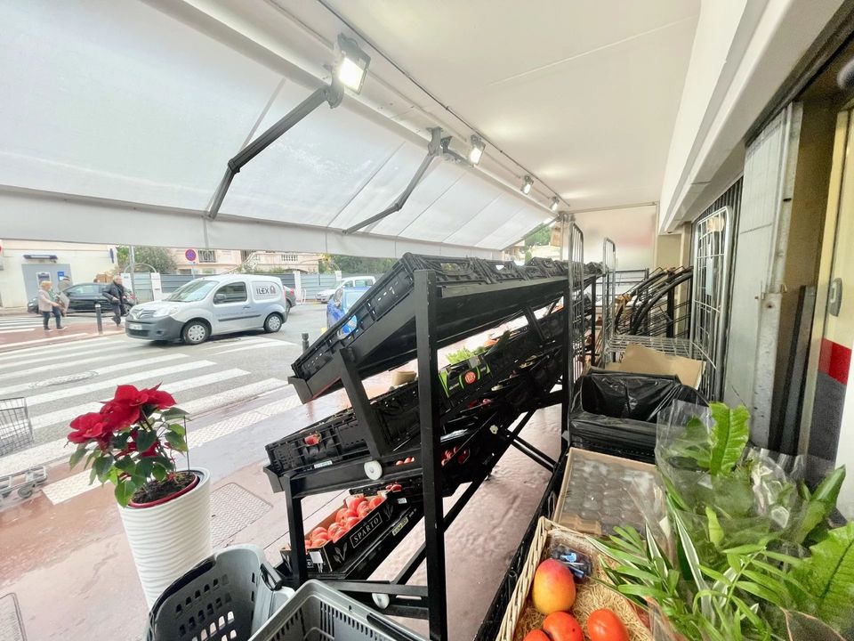 L'establiment comercial a Cannes, Alpes-Maritimes - foto 2