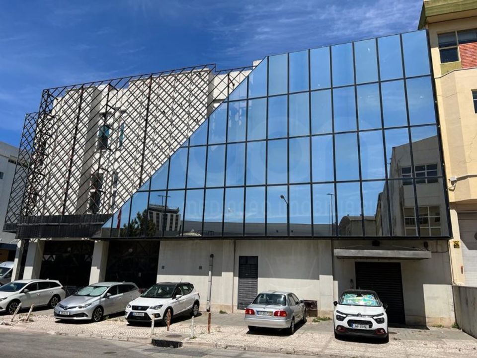 Erhvervsejendom i Sacavem, Lisbon - foto 5