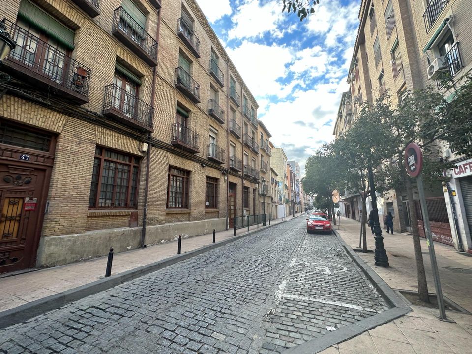 Terra a Zaragoza, Zaragoza - foto 1