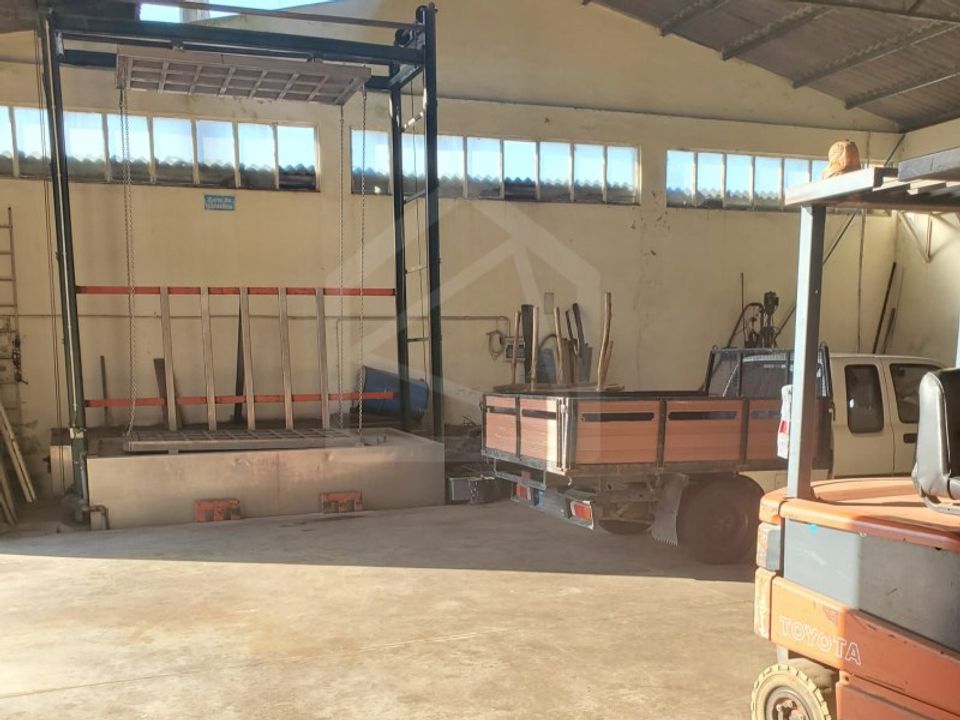 Erhvervsejendom i Lourosa, Aveiro - foto 5