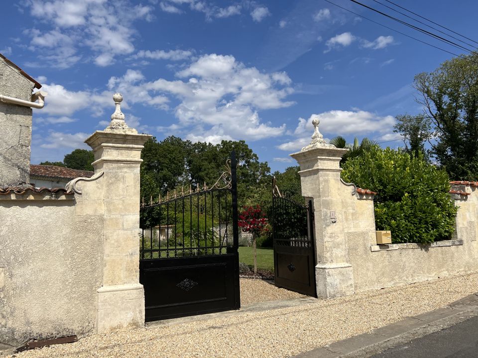 Villa i St.-Martin-de-Juillers, Charente-Maritime - foto 3
