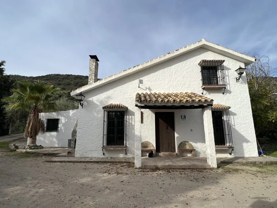 Landejendom i Zahara De La Sierra, Cadiz - foto 1