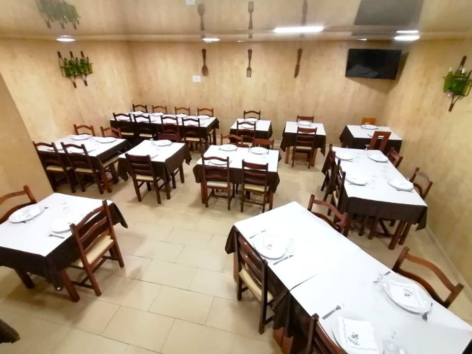 Erhvervsejendom i Santo Onofre e Serra do Bouro, Leiria - foto 1