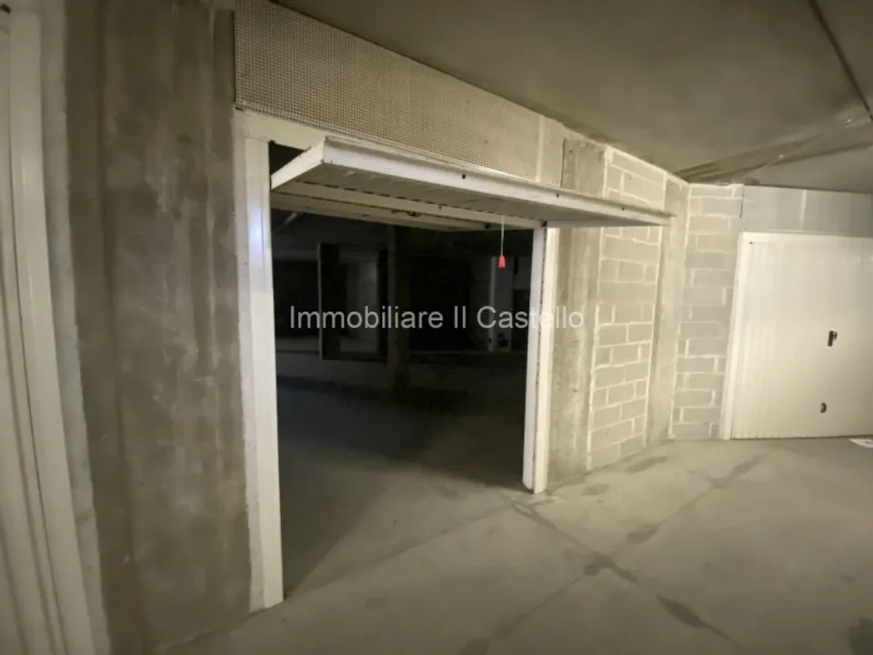 Garage i Castiglione del Lago, Perugia - foto 2