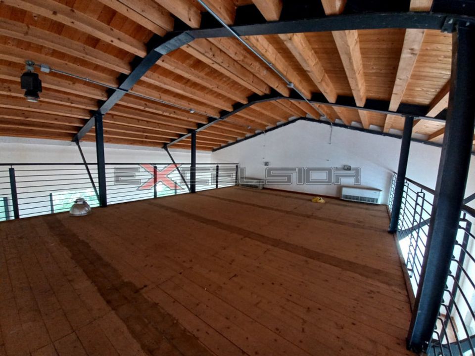 Erhvervsejendom i Cavarzere, Venice - foto 2