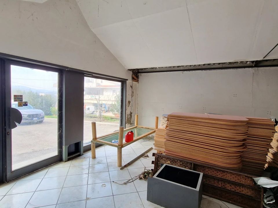 Erhvervsejendom i Cappelle sul Tavo, Pescara - foto 2