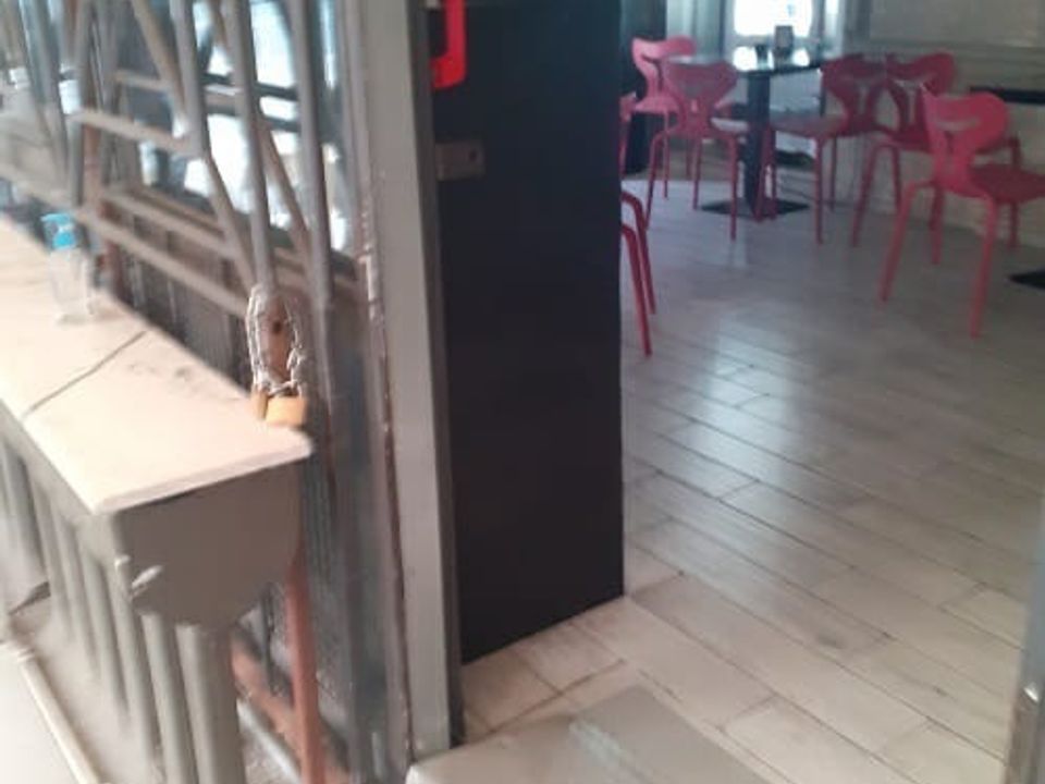 Erhvervsejendom i Carrara, Massa and Carrara - foto 5