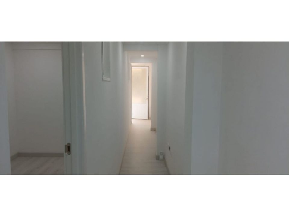 Erhvervsejendom i Corroios, Setubal - foto 4