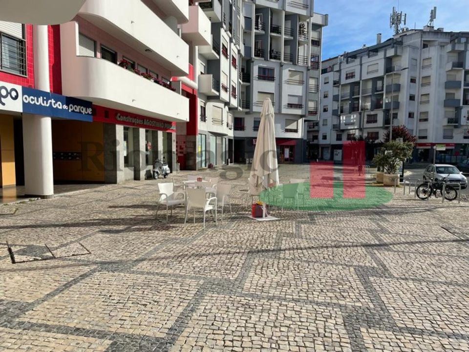 Erhvervsejendom i Santo Onofre e Serra do Bouro, Leiria - foto 2