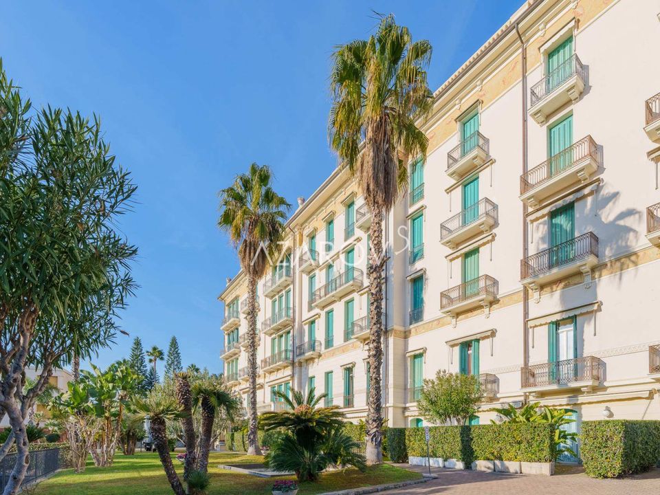 Lejlighed i Bordighera, Imperia - foto 1