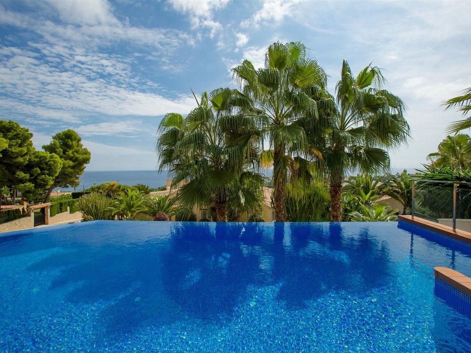 Villa in Moraira, Alicante - foto 1