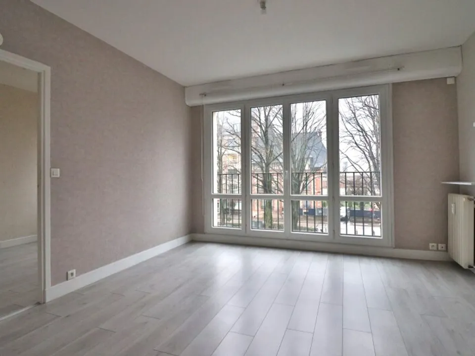 Lejlighed i Troyes, Aube - foto 2