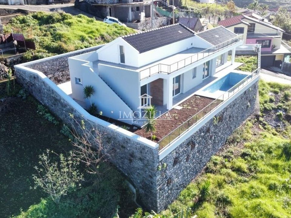 Byhus i Ponta do Sol, Madeira - foto 3