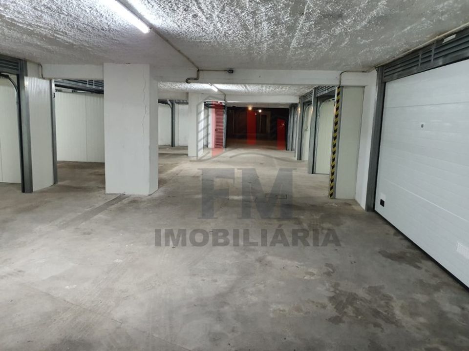 Garage i Arcos de Valdevez, Viana do Castelo - foto 3