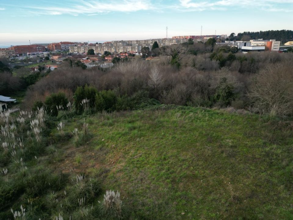 Helårsgrund i Espinho, Aveiro - foto 2