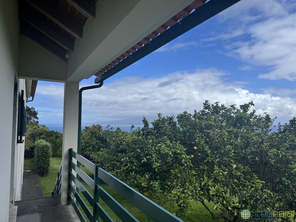 Casa de pueblo en Horta, Faial - foto 5