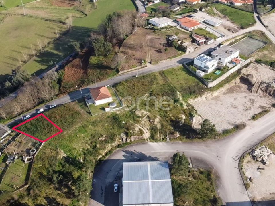 Helårsgrund i Povoa de Lanhoso, Braga - foto 2