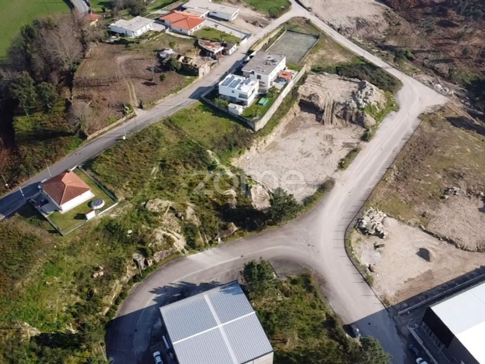 Helårsgrund i Povoa de Lanhoso, Braga - foto 4