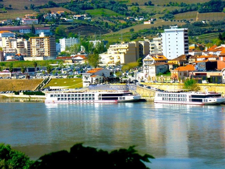 Erhvervsejendom i Peso da Regua, Vila Real - foto 3
