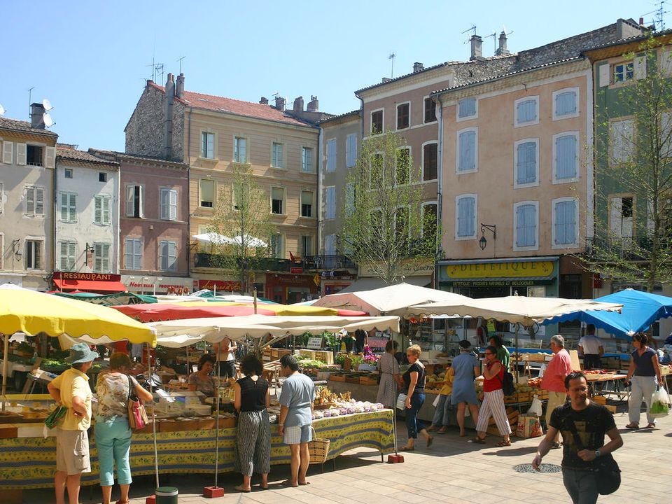 Helårsgrund i Montelimar, Drome - foto 3