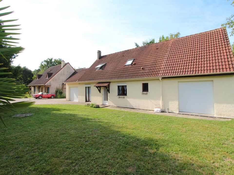 Villa i Nanteau-sur-Essonne, Seine-et-Marne - foto 1