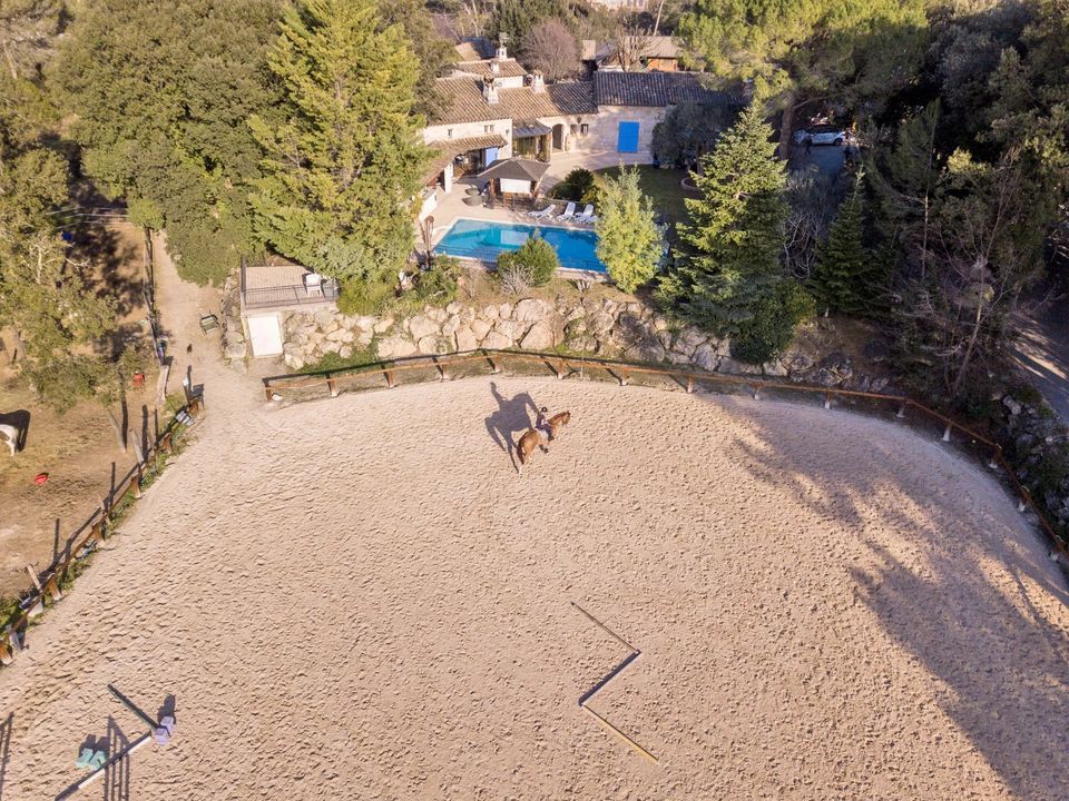 Villa i Roquefort-les-Pins, Alpes-Maritimes - foto 1