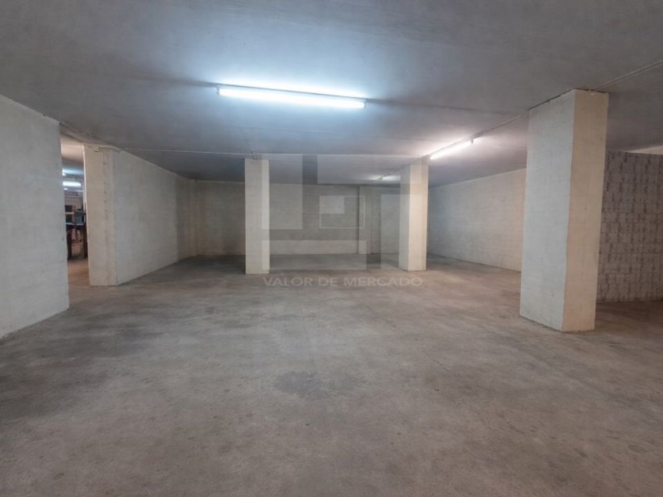 Erhvervsejendom i Alges, Lisbon - foto 1