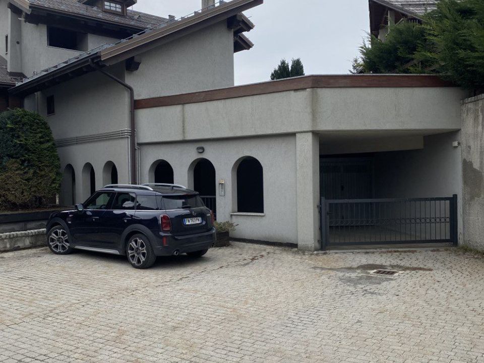 Parkeringsplads i Oulx, Turin - foto 3