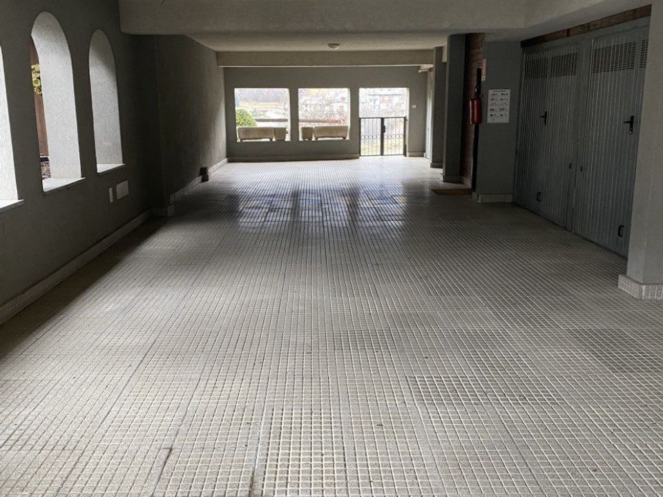 Parkeringsplads i Oulx, Turin - foto 4