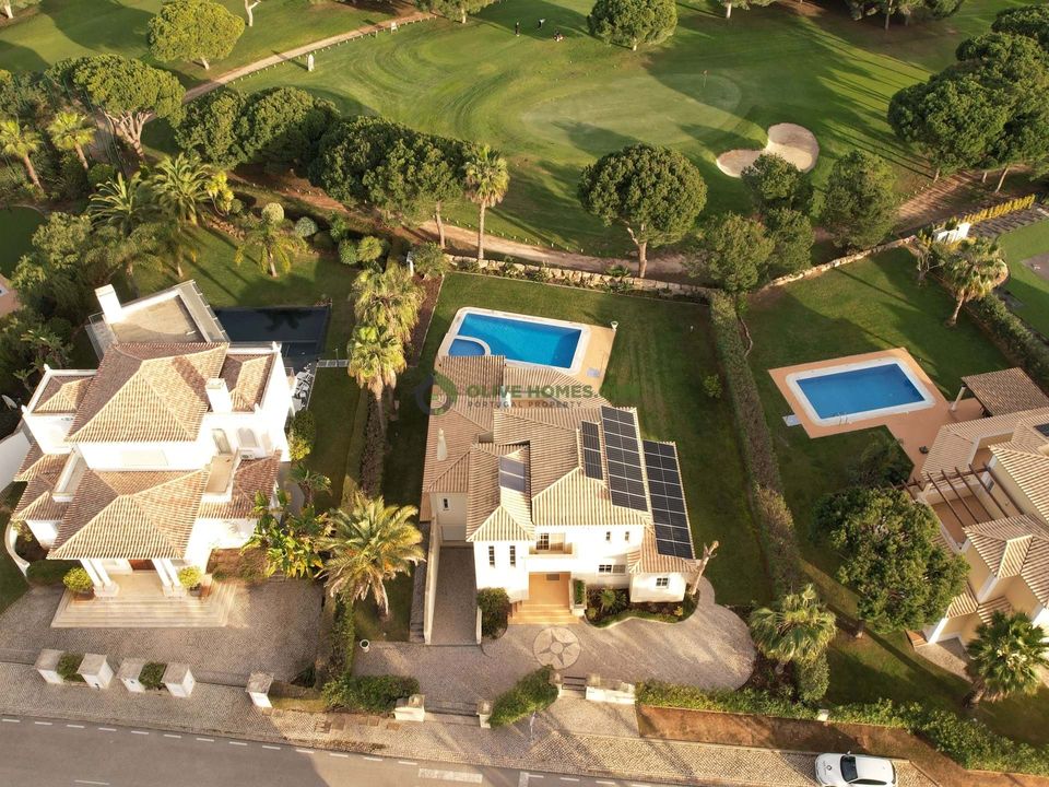 Villa i Quarteira, Faro - foto 1