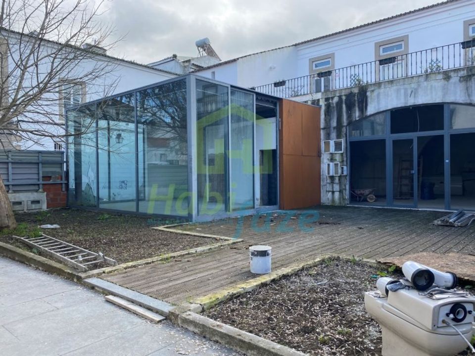 Erhvervsejendom i Evora, Evora - foto 1