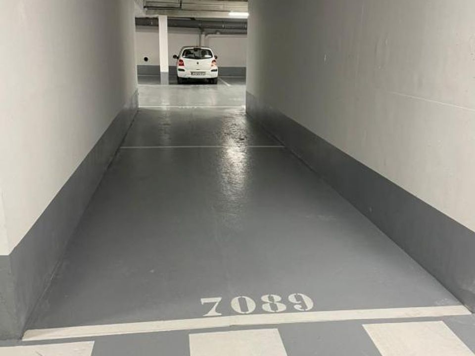 Parkeringsplads i Asnières-sur-Seine, Hauts-de-Seine - foto 2