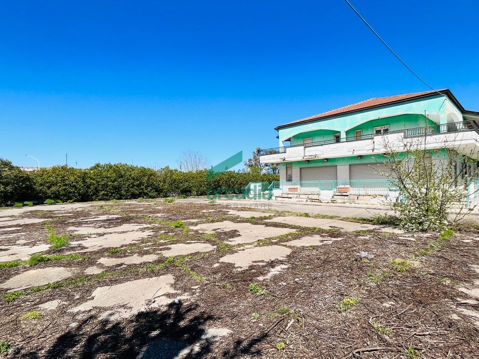 Erhvervsejendom i Gioia del Colle, Bari - foto 5