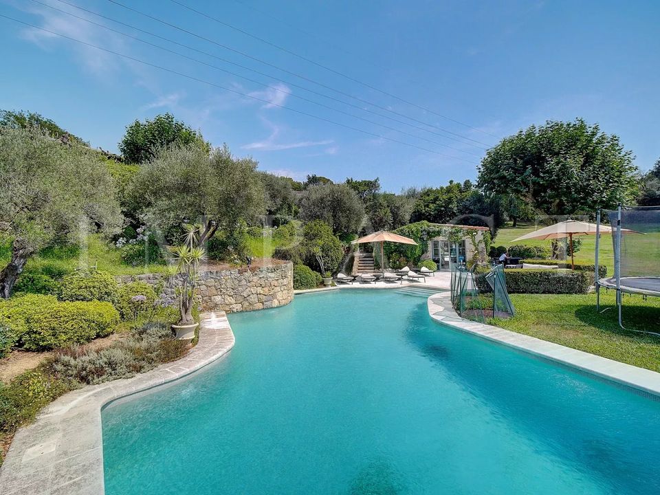 Villa i Mougins, Alpes-Maritimes - foto 1