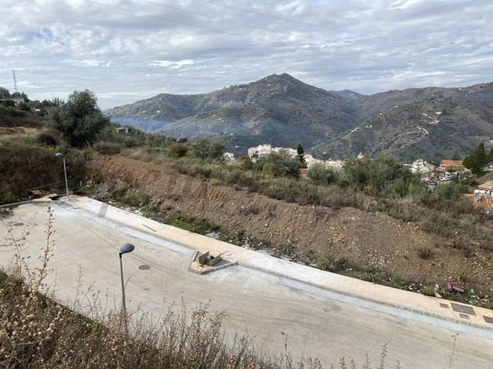 Helårsgrund i Sayalonga, Malaga - foto 3