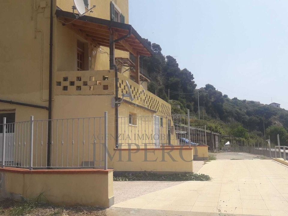 Byhus i Ventimiglia, Imperia - foto 1