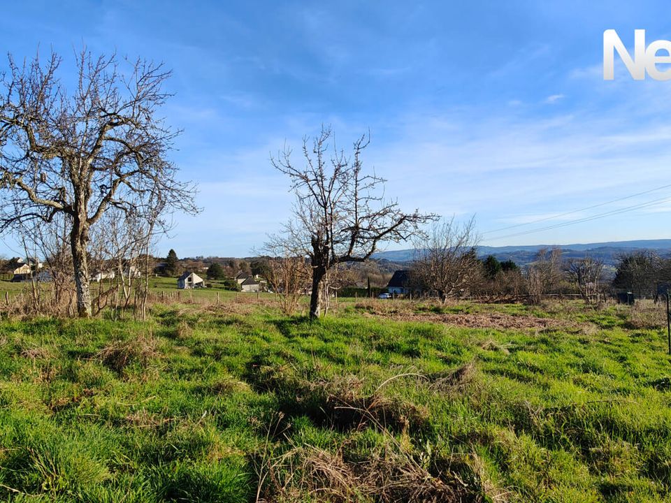 Tomt i Donzenac, Correze - bilde 1