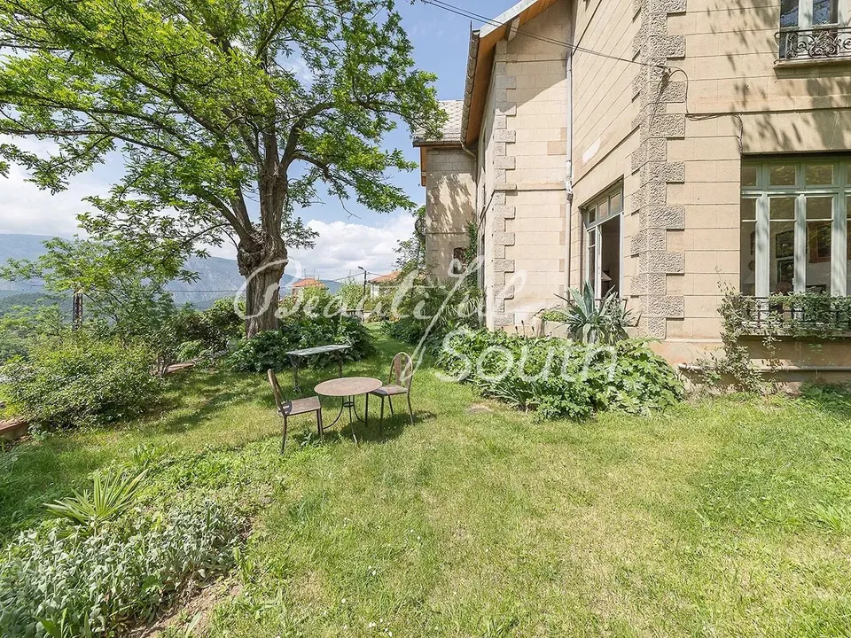 Villa i Vernet-les-Bains, Pyrenees-Orientales - foto 1