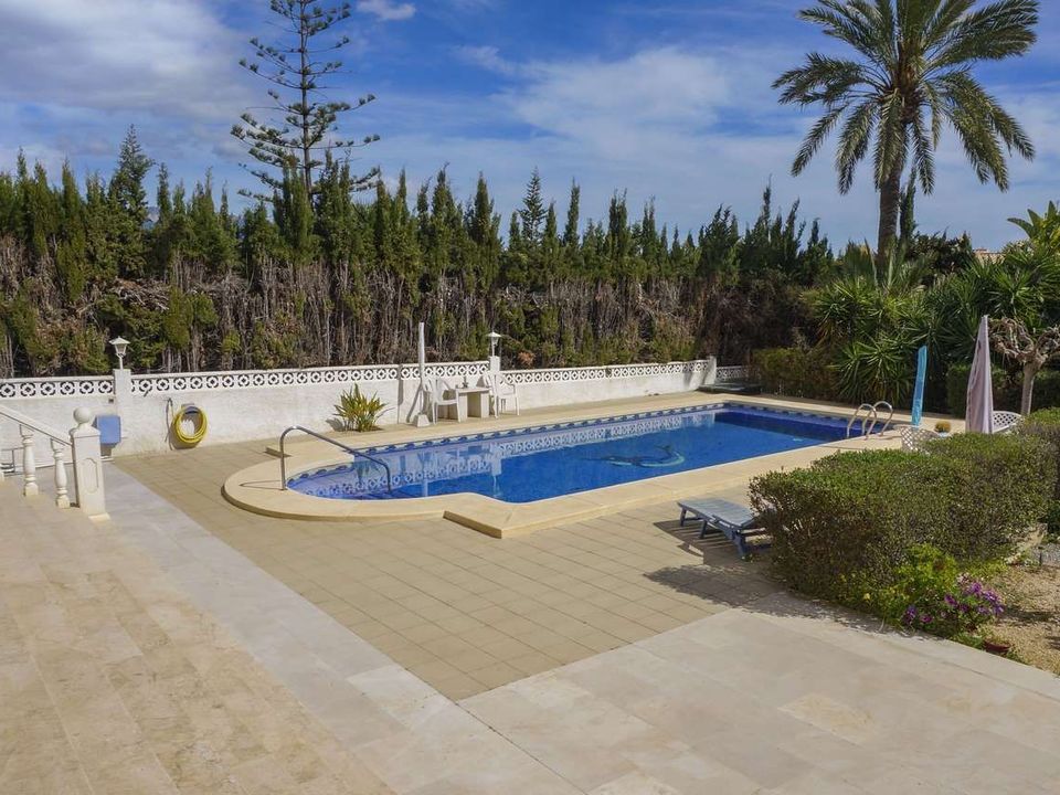 Villa i Alfaz del Pi, Alicante - foto 1