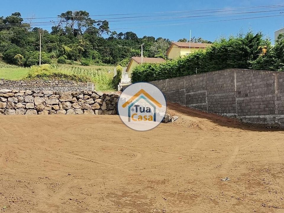 Terra em Calheta, Sao Jorge - foto 1