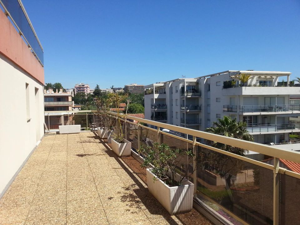 Leilighet i Saint-Laurent-du-Var, Alpes-Maritimes - bilde 5